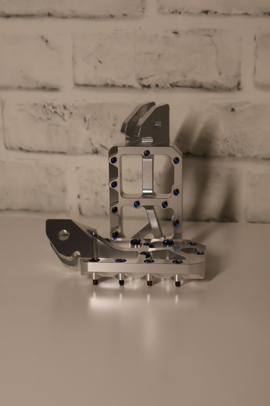 SE TITANIUM WAVE WIDE PEGS. BACK ORDER